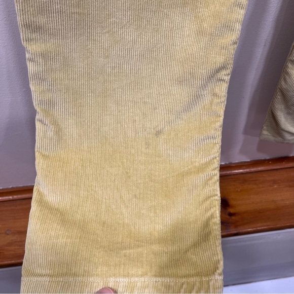 Everlane Yellow baby corduroy cheeky crop pants size 24 - Picture 9 of 12